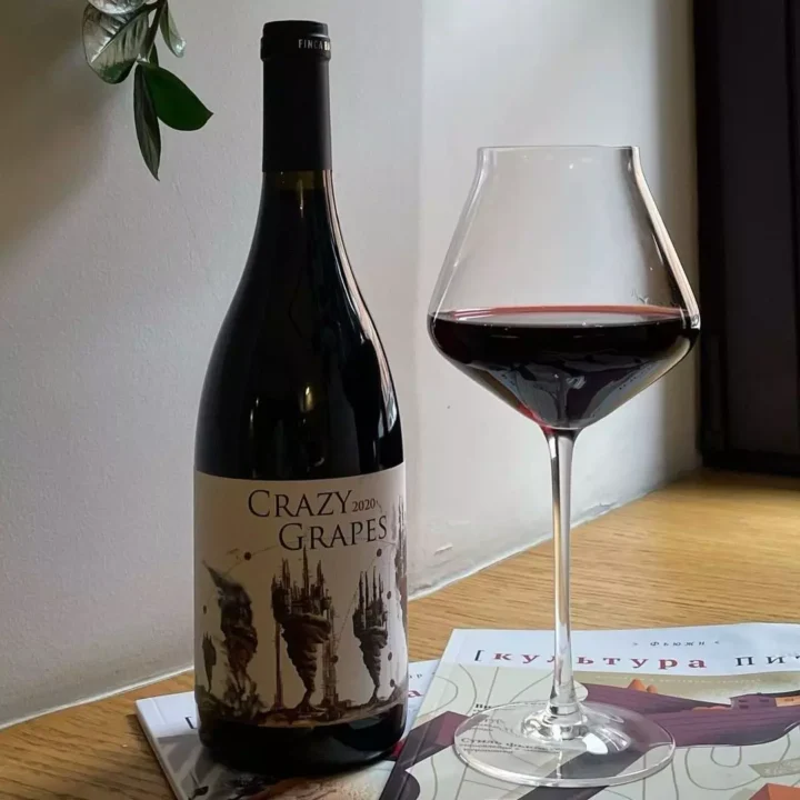 Красное вино Crazy Grapes в ресторане Le Gosse в Минске